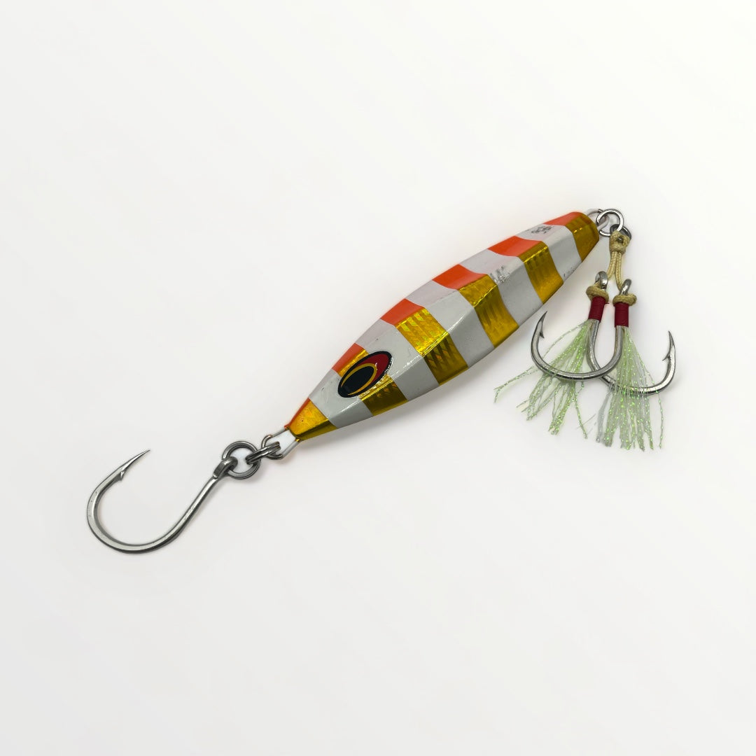 Jig de pêche de couleur SUNSET orange et jaune à rayures blanches avec hameçons en stainless.