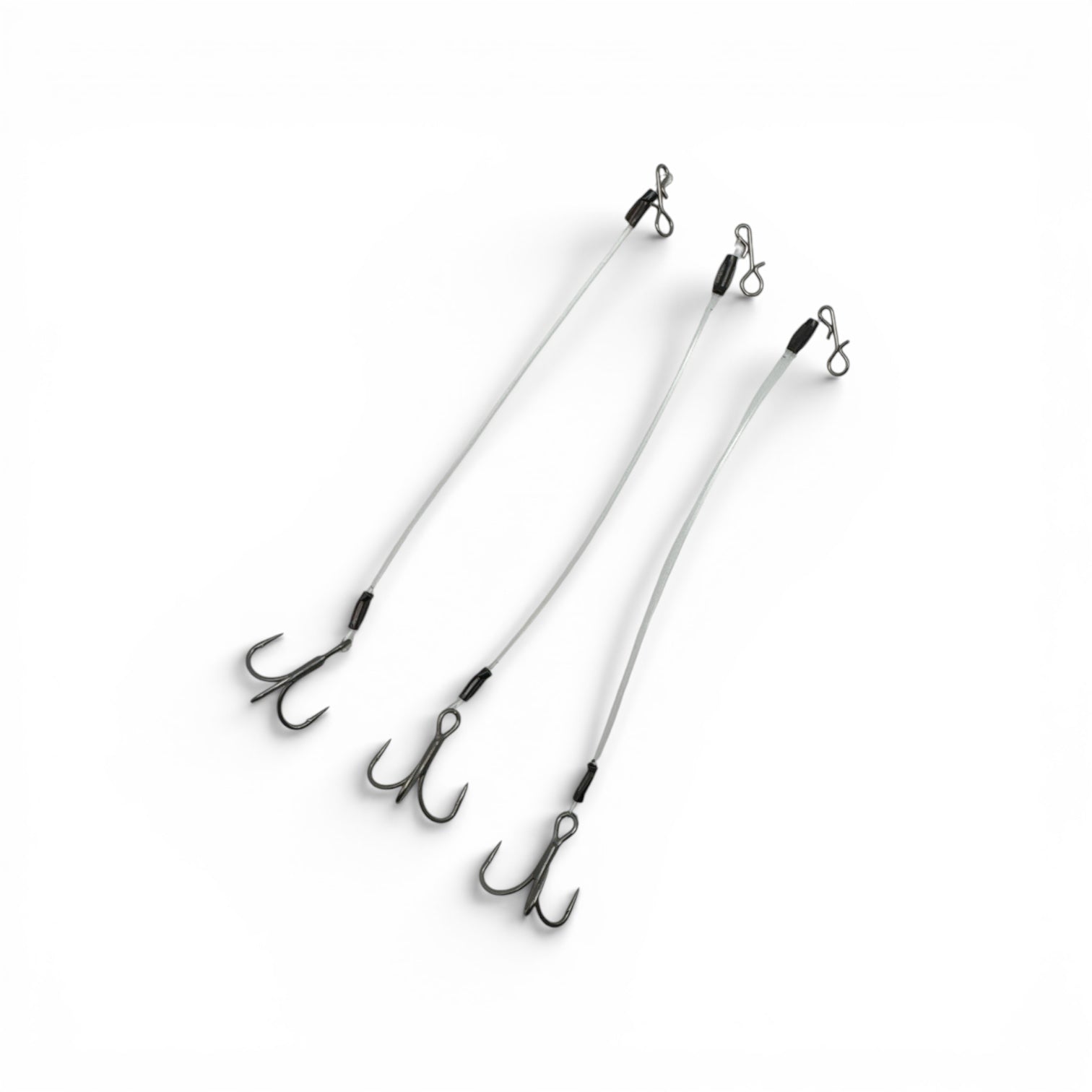 Hameçon triple #8 avec du fil fluorocarbone de 10 cm.